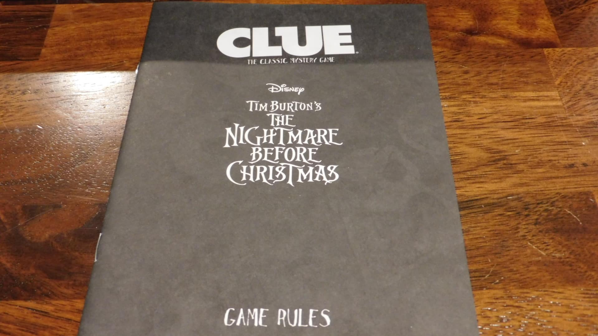 Clue: Tim Burton's Nightmare Before Christmas game rulebook.