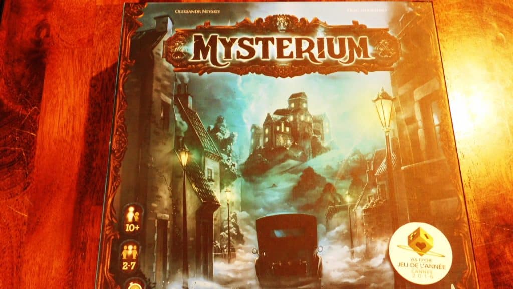 The front of Mysterium's game box.